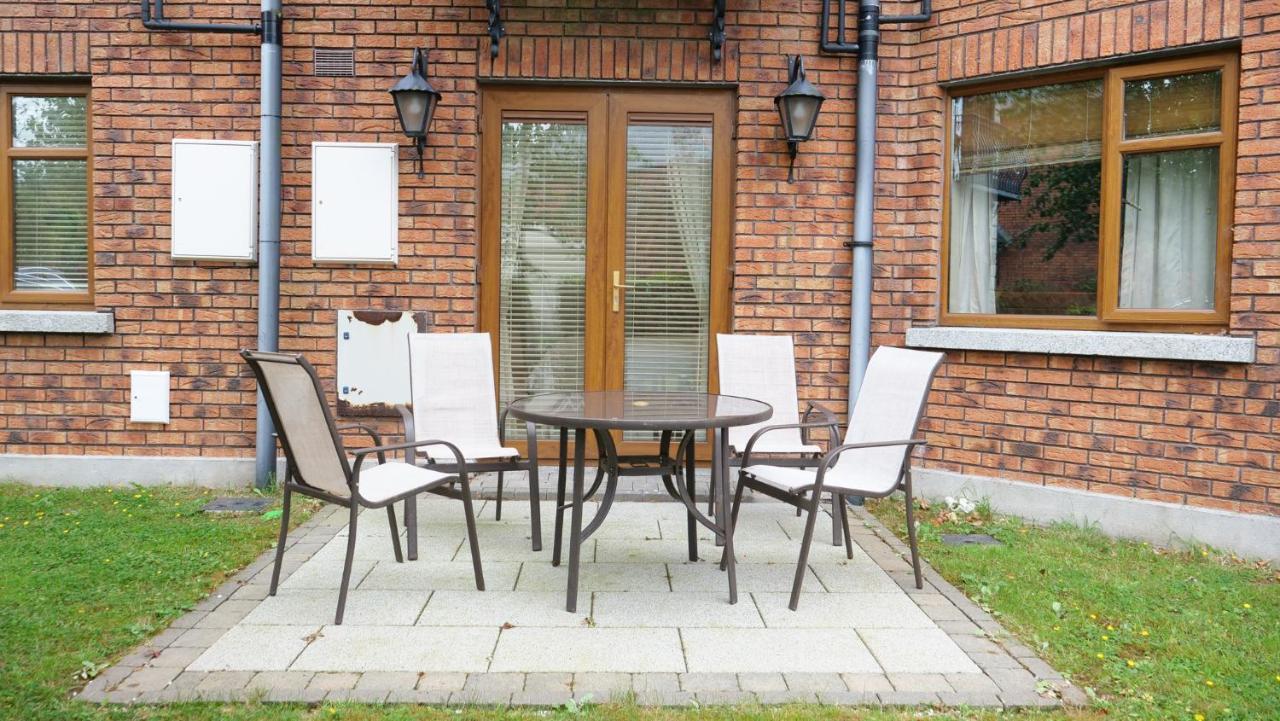 Mullingar Town Apartment 2 Bedrooms ภายนอก รูปภาพ