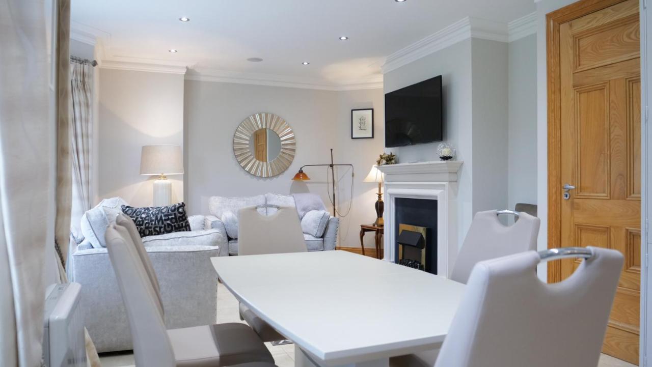 Mullingar Town Apartment 2 Bedrooms ภายนอก รูปภาพ