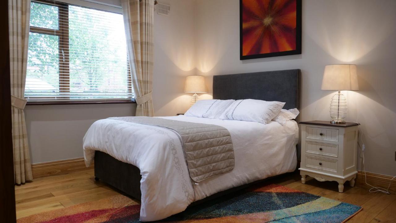 Mullingar Town Apartment 2 Bedrooms ภายนอก รูปภาพ